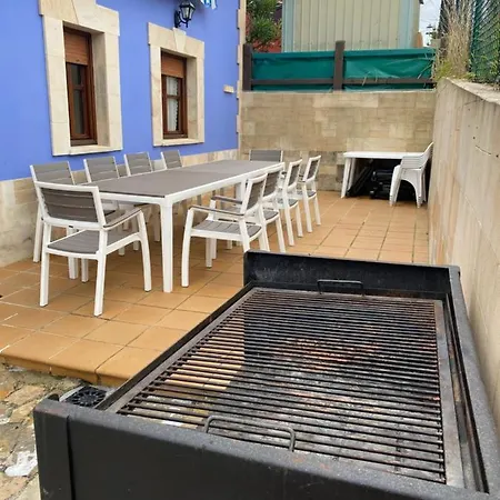 Semesterbostad Casa Balmori El Peral